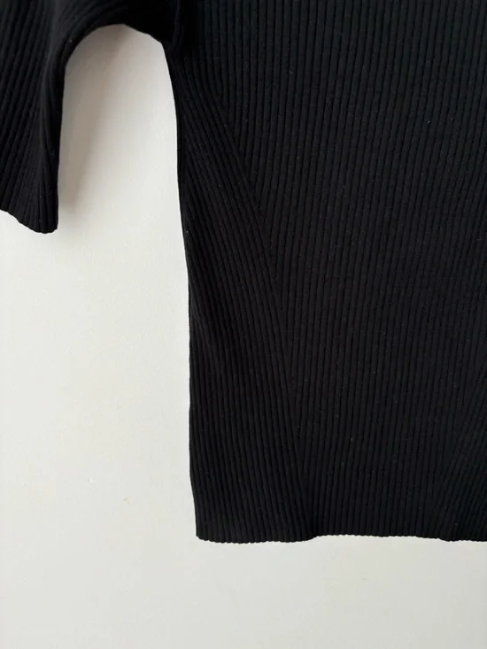 Max Mara Weekend Ribbed Knit Boat Neck Top Black | Fitted Stretch Off Shoulder - Picture 5 of 9